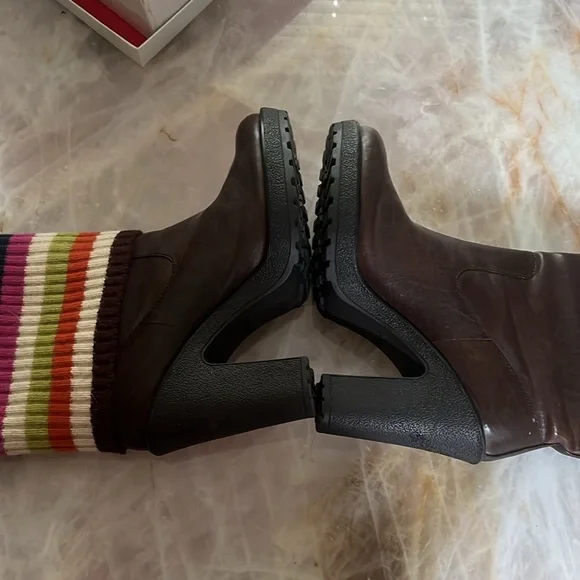 Vintage Coach 90s Leather Boots - Picture 4 of 7